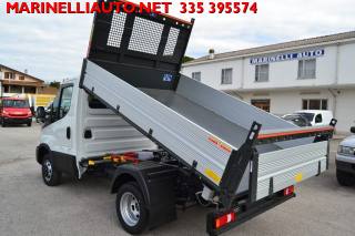 IVECO Daily usata, con Touch screen