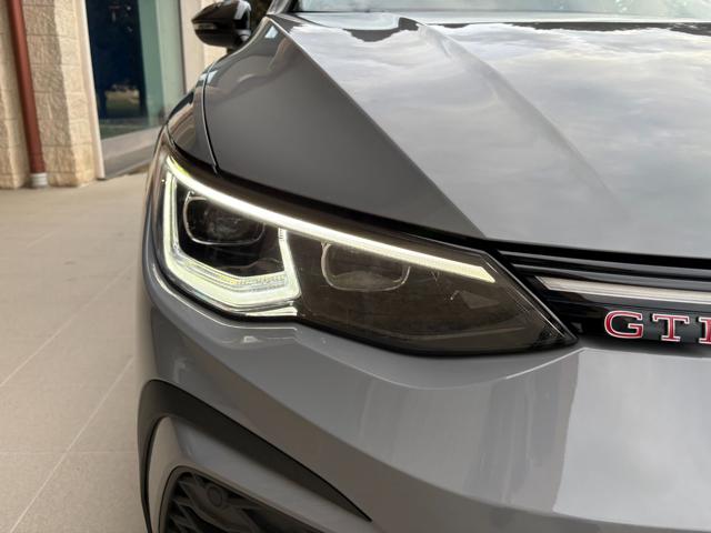 VOLKSWAGEN Golf GTI usata, con Luci diurne