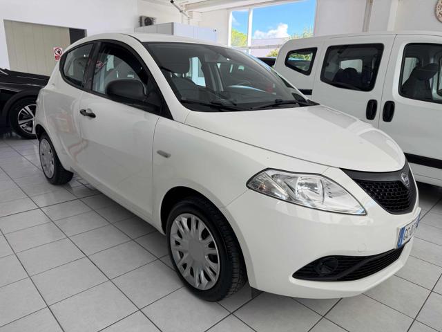 LANCIA Ypsilon usata, con Chiusura centralizzata