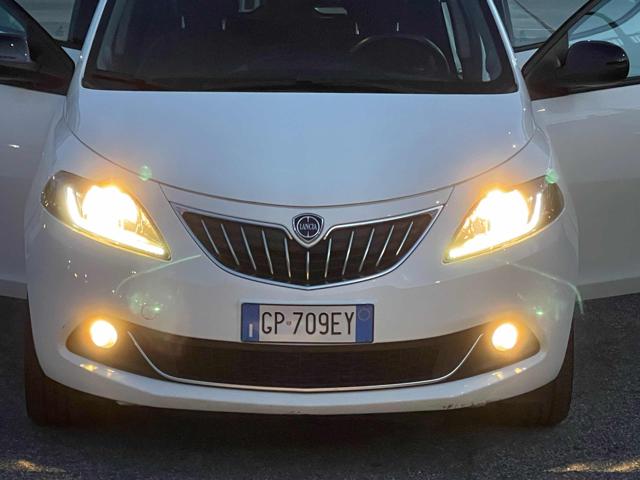 LANCIA Ypsilon usata, con Airbag