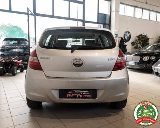 HYUNDAI i20 usata, con Alzacristalli elettrici