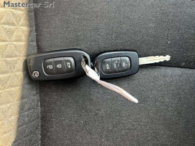 RENAULT Clio usata, con Boardcomputer