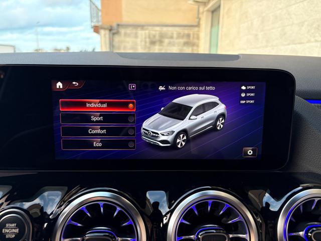 MERCEDES-BENZ GLA 200 usata, con Touch screen