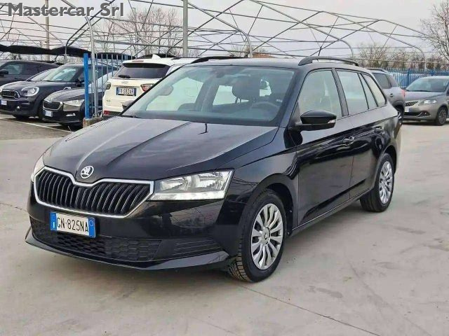SKODA Fabia usata, con Airbag