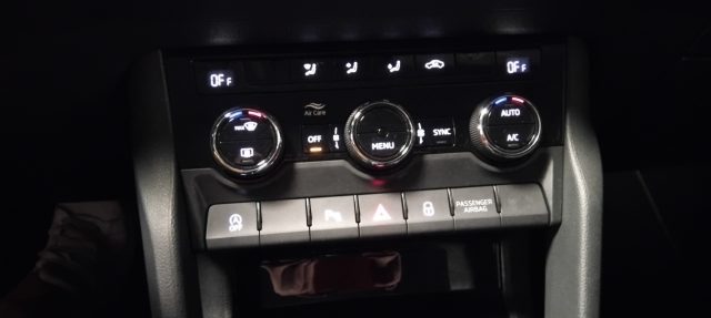 SKODA Karoq usata, con Frenata d