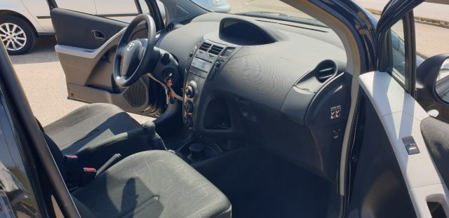 TOYOTA Yaris usata, con Cronologia tagliandi