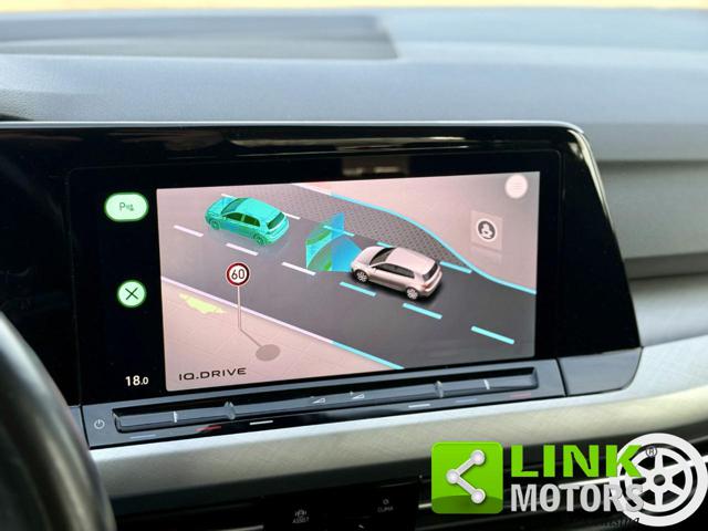 VOLKSWAGEN Golf usata, con Luci diurne LED