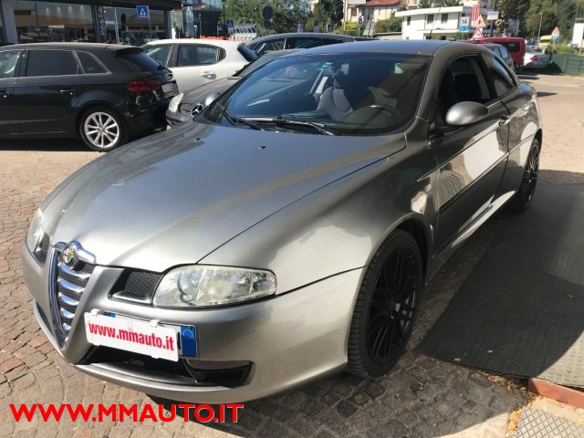 ALFA ROMEO GT usata, con Airbag laterali