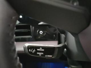 PORSCHE Taycan usata, con Servosterzo