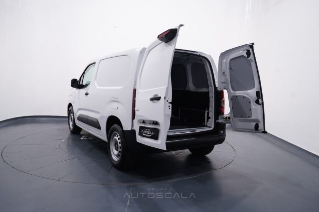 OPEL Combo usata 24