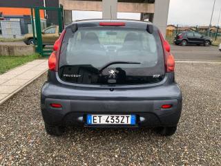 PEUGEOT 107 usata, con Autoradio