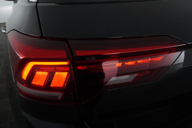 VOLKSWAGEN T-Roc usata 9