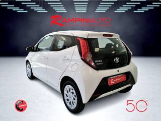 TOYOTA Aygo usata 9
