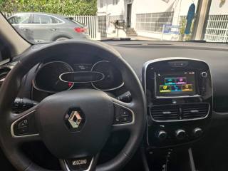 RENAULT Clio usata, con Touch screen