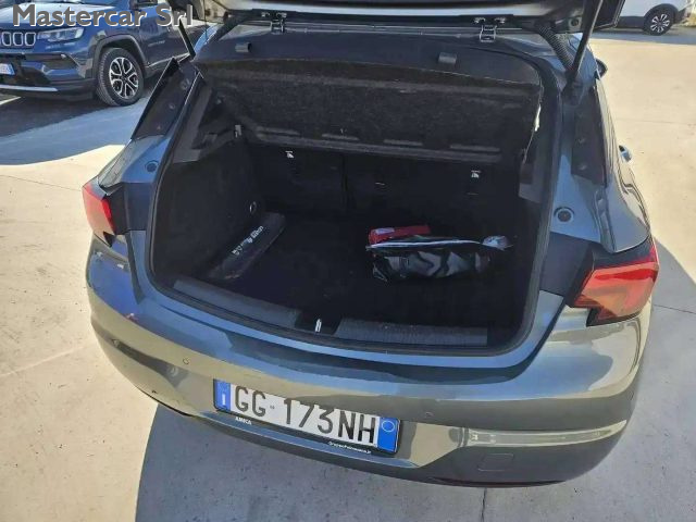 OPEL Astra usata, con Sistema di navigazione