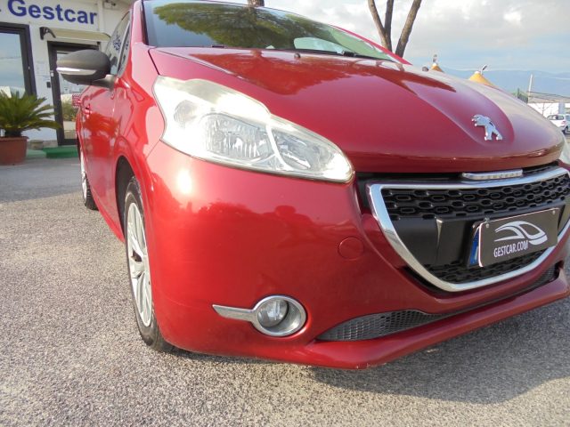 PEUGEOT 208 usata, con Airbag testa