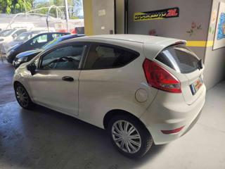 FORD Fiesta usata, con Autoradio