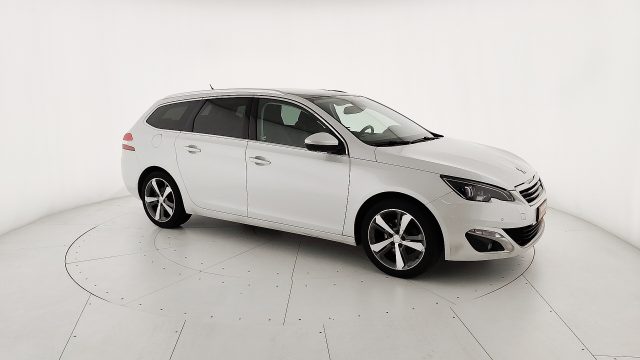 PEUGEOT 308 usata, con USB