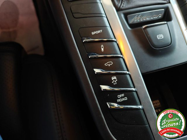 PORSCHE Macan usata, con Fendinebbia