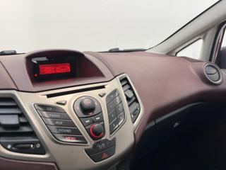 FORD Fiesta usata, con ESP