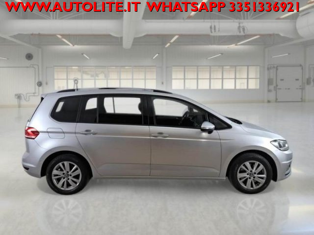 VOLKSWAGEN Touran usata, con Cerchi in lega