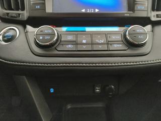 TOYOTA RAV 4 usata, con Luci diurne LED