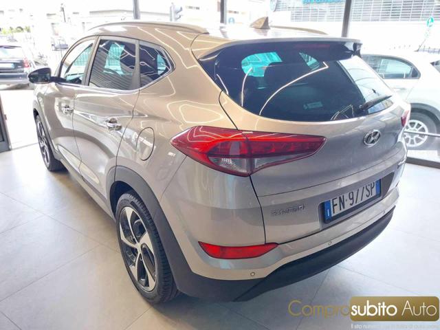 HYUNDAI Tucson usata, con Autoradio