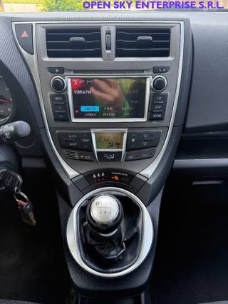 TOYOTA Verso-S usata, con Controllo trazione