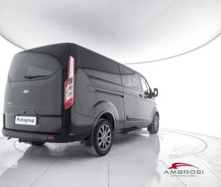 FORD Tourneo Custom usata 2
