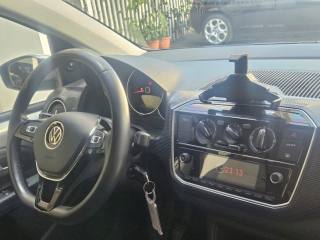VOLKSWAGEN up! usata, con Controllo elettronico della corsia
