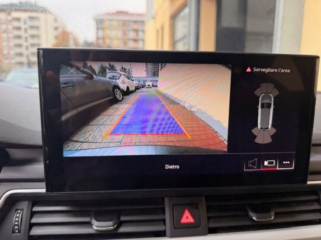 AUDI A4 usata, con Park Distance Control