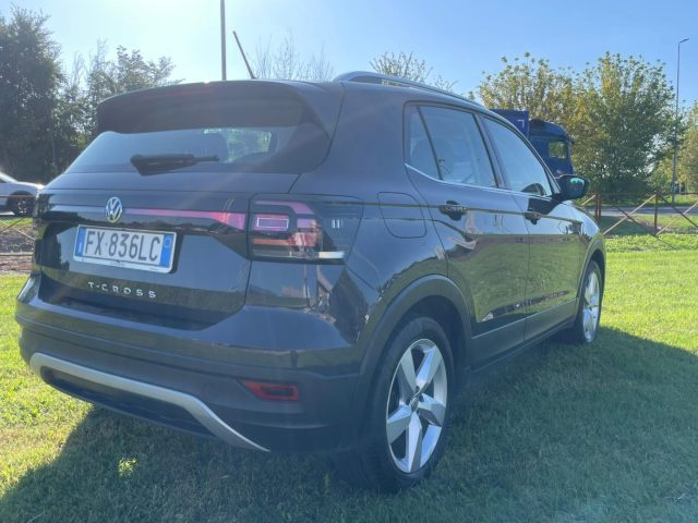 VOLKSWAGEN T-Cross usata, con Autoradio