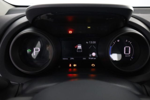 TOYOTA Yaris usata 6