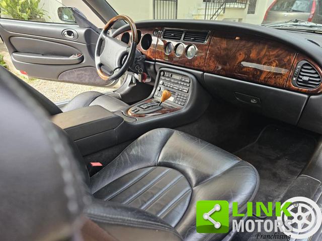 JAGUAR XKR usata, con Climatizzatore