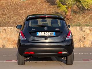 LANCIA Ypsilon usata, con Autoradio