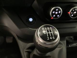 RENAULT Trafic usata 18