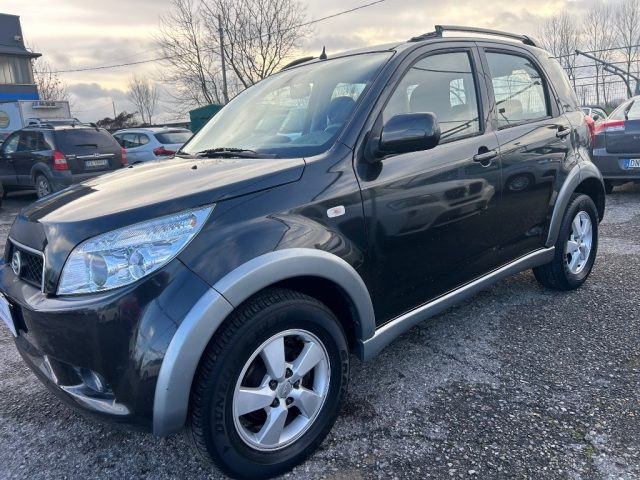 DAIHATSU Terios usata, con Autoradio