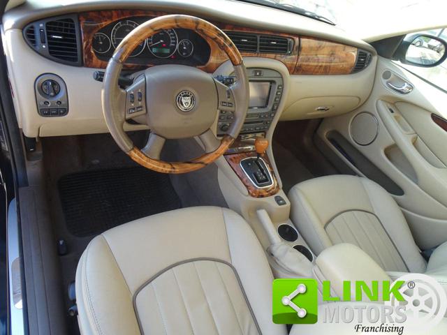 JAGUAR X-Type usata, con Interni in pelle