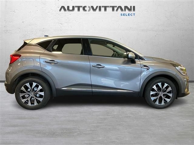 RENAULT Captur usata 4