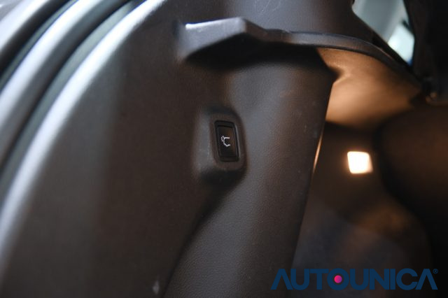 JEEP Compass usata, con Riconoscimento dei segnali stradali