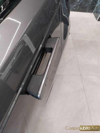 LAND ROVER Range Rover Velar usata 48