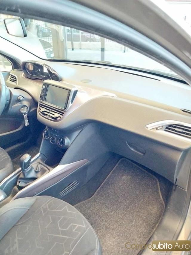 PEUGEOT 2008 usata, con Climatizzatore