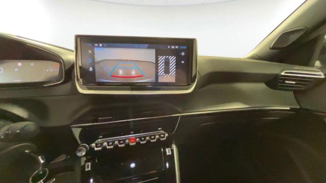 PEUGEOT 2008 usata, con Servosterzo