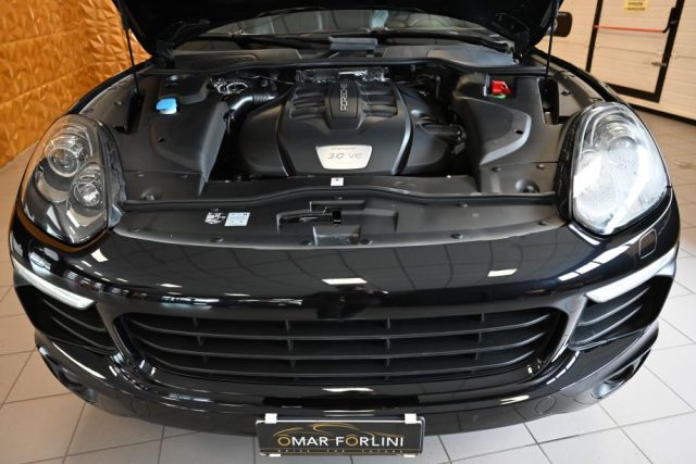PORSCHE Cayenne usata 60