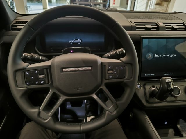 LAND ROVER Defender usata, con ESP