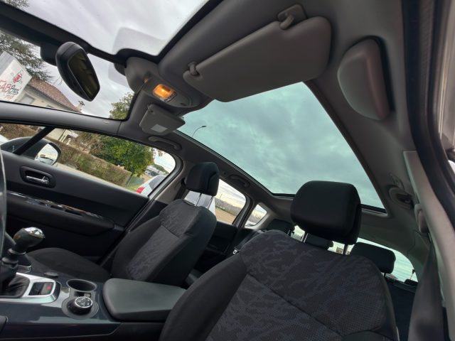 PEUGEOT 3008 usata, con Controllo automatico clima