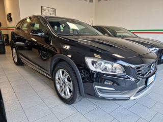 VOLVO V60 Cross Country usata, con Airbag laterali