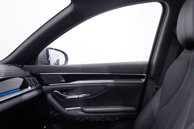 BYD Seal U usata, con Luci diurne LED