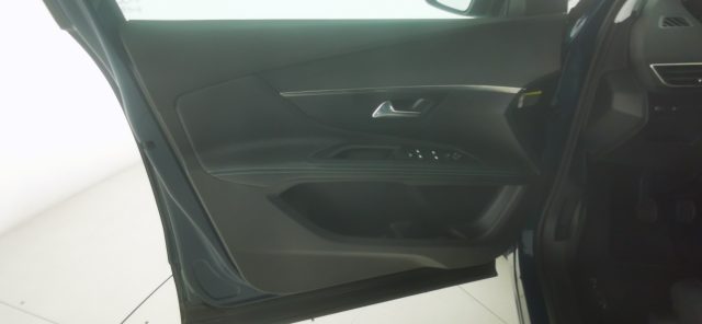 PEUGEOT 5008 usata, con Android Auto