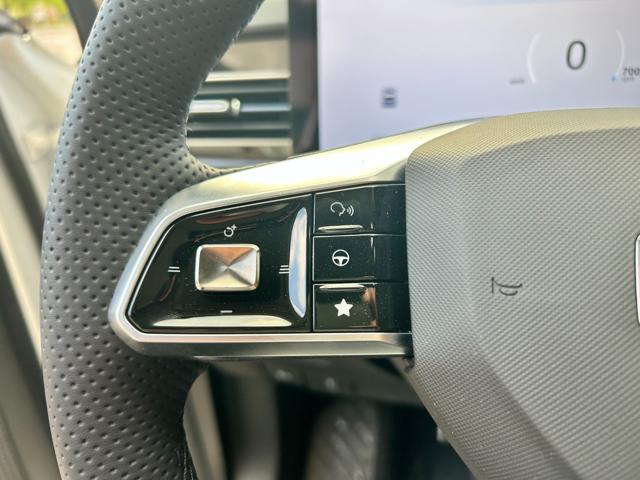 MG HS usata, con Fendinebbia